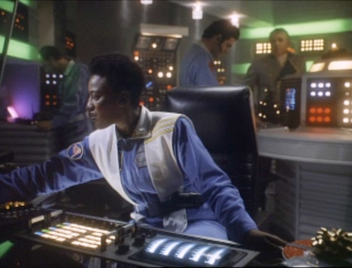 CCH Pounder as Mayvene in LIFEPOD – 1993