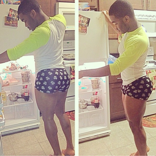 iloveazz89:  iloveazz89.tumblr.com
