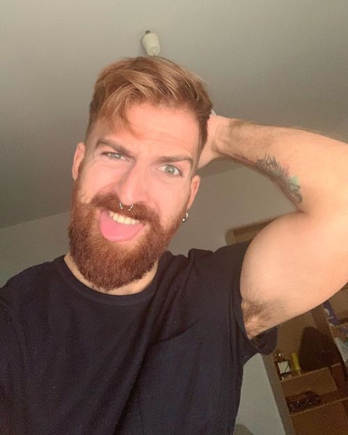 https://64.media.tumblr.com/64afc54053a8eb0d2ecdb7d4c00fbaeb/8488172b9ca2a286-1e/s500x750/6f408bea1b3ac1d6f55a151c2717d43e17e5dba6.jpg