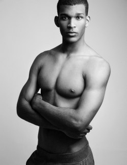 black-boys:  Ibrahim Van Den Berg at Models