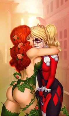 thefingerfuckingfemalefury:  qualitypoisonivy:  by   Shefang0    Ivy IVY CUDDLE THIS SAD LITTLE MUFFIN &lt;3 