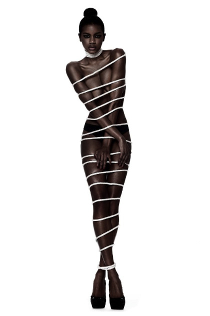 crystal-black-babes:  Ebonee Davis - Skinny Nude Babe in High Heels - Sexy Skinny Black Models   Galleries:  Ebonee Davis |  Slim & Slender Ebony Women |  Skinny Ebony Girls |  Nude & Skinny |  Skinny in High Heels |  Skinny in Lingerie |  Skinny