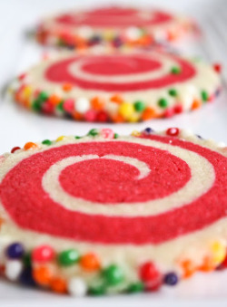 ilovedessert:  Colorful Spiral Cookies