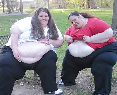 feedthessbbw:  I would tear her up.  ssbbw   feedthessbbw.tumblr.com 