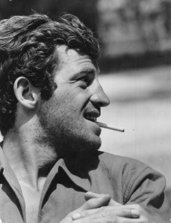 Lottereinigerforever:jean-Paul Belmondo In “Pierrot Le Fou”