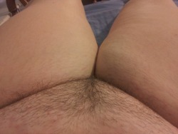 buttfuckbabe:  No shave november (its actually been a couple months) and thigh appreciation post ♥