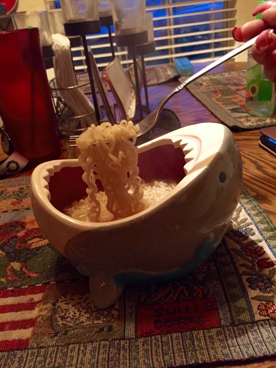 novelty-gift-ideas:   Shark Attack Bowl