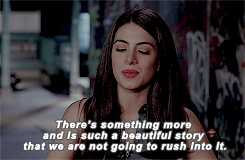 Emeraude talking about Sizzy for KSiteTV (x)