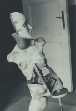 grigiabot:    The Doll - Hans Bellmer  