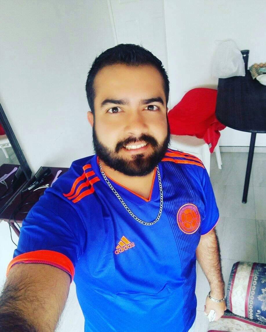 bear-hairy:  Déjanos tu comentario 🐻 . Rebloguea y comparte el contenido si te