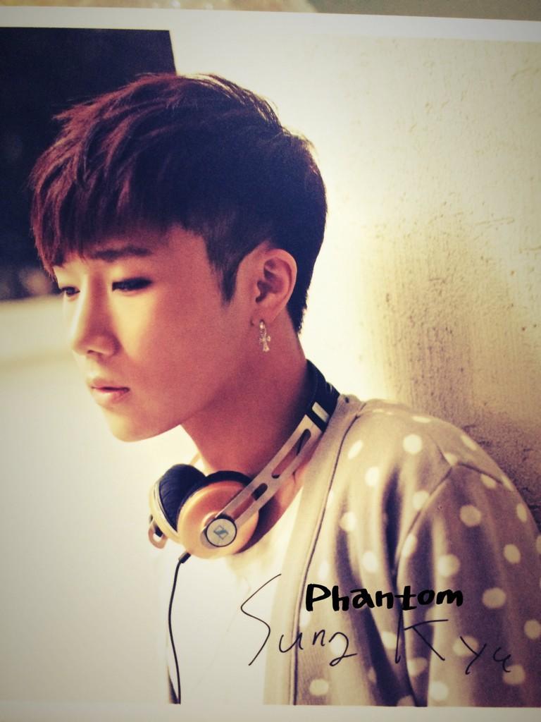 ifnt0428:  Sennheiser MOMENTUM INFINITE Limited Edition On-Ear Headphones - Photobook©