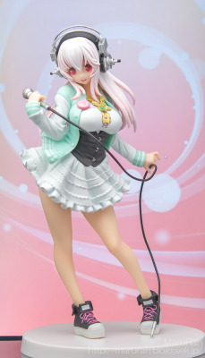 bomhat:  sonico-banpresto review