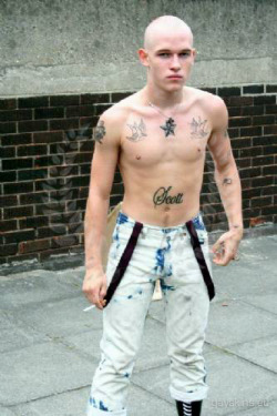 gayskinheads:  Scott Thompson