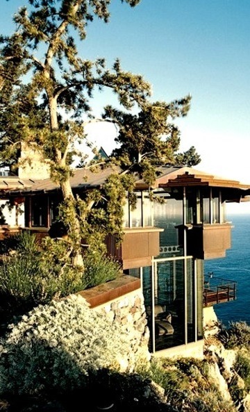 Cliff Top House, Big Sur, California