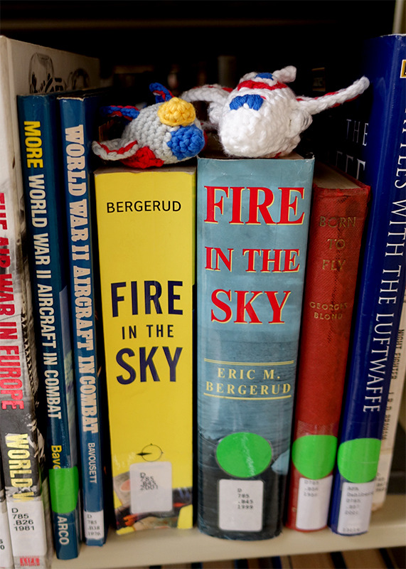 sinceredir:  space-bridge-to-nowhere:  My workplace is now home to a pair of wooly