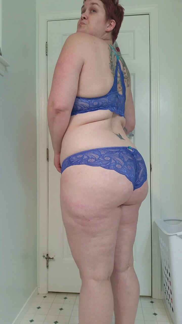 prettylittleswitch:  Just got this new set from Adoreme. Totally impractical, but