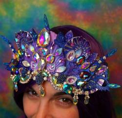 culturenlifestyle: Exquisite Mermaid Queen Crowns  Husband and wife duo Kirby and Scott’s profound inspiration in festival culture lead them to pursue a dream job. They create stunning mermaid crows fit for a queen. Inspired by the vibrant hues of