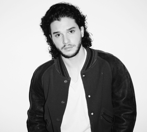 rolandlocksley:Q:Do you like Jon Snow as a character? Do you think you’d want to be friends with him