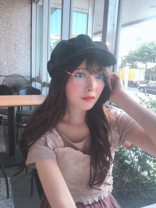 橋本ありなマネージャーさんのツイート: &ldquo;#ありーな 今日から台湾です マネも初台湾で奮闘してます.. 今日の #ありーな 私服 明日から3日間頑張りましょう‼️ #台北國際成人展