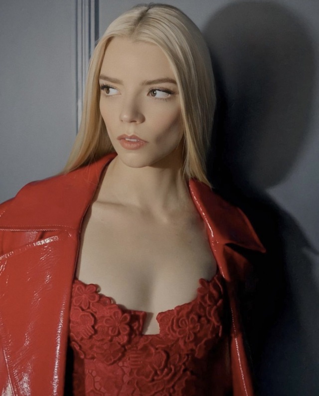 Porn photo zeerox10:Anya Taylor Joy