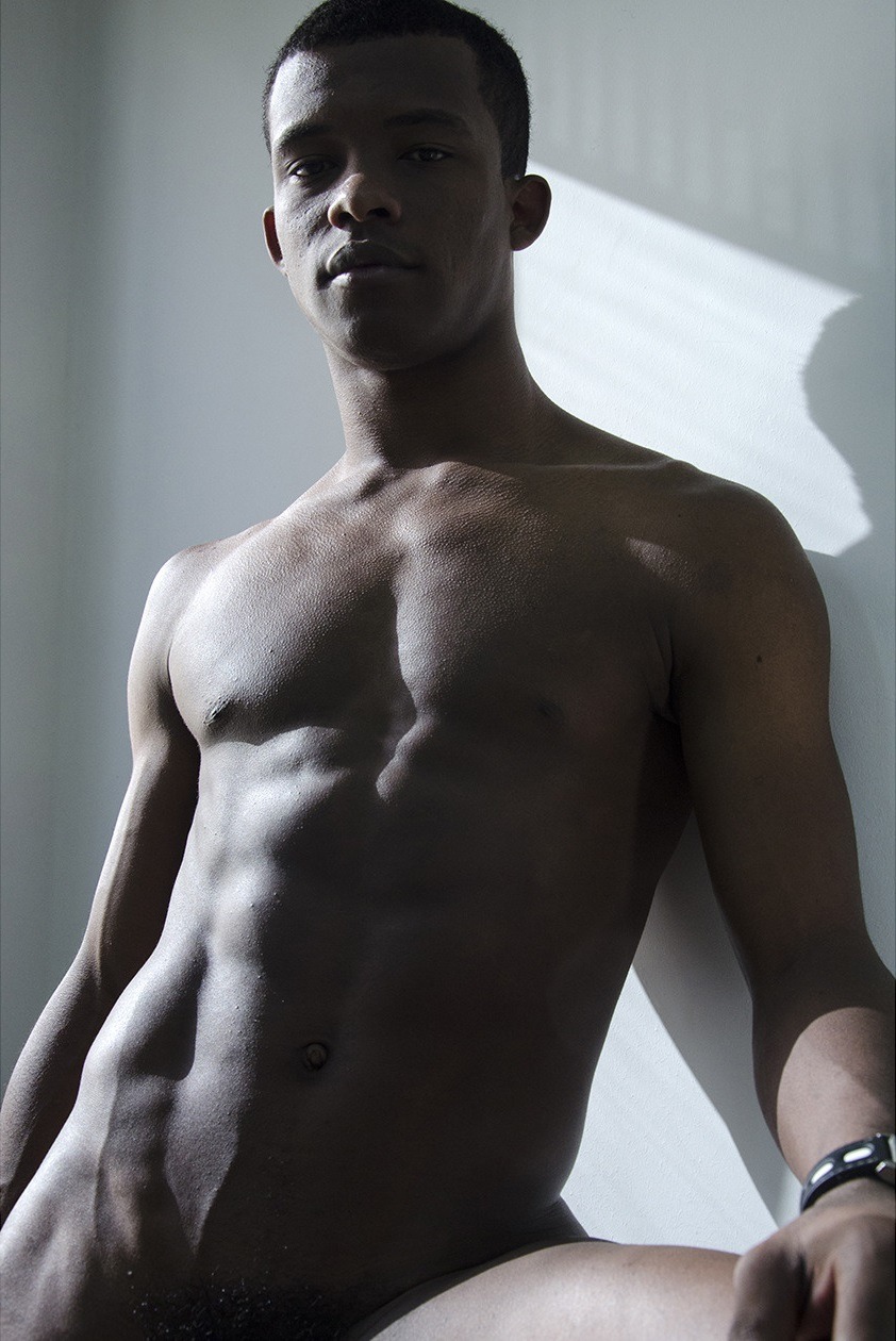ohthentic:  siroyagihkd:  “ARRECHO”Model : Alexander at Universe Mgmt (Córdoba)Photographer
