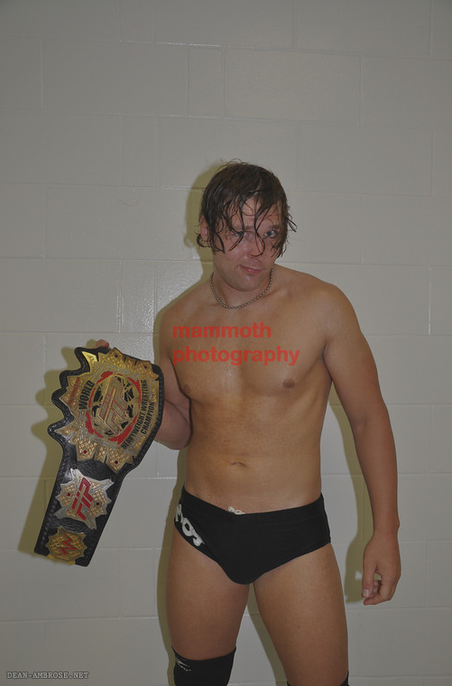 moxleysmistress:  deanssexymistress:  JON MOXLEY  Okay I want the video that last