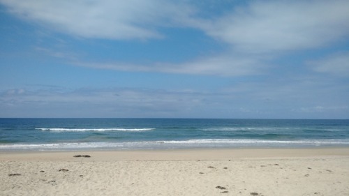 orchidraine: Enjoyed my time at the beach while on vacation  Beautiful view.