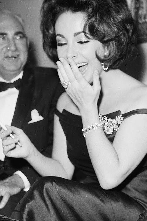 katharinehepburn:    Elizabeth Taylor at the David di Donatello Awards, Rome, 1962. 