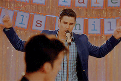 kurt-hudson:favourite glee character meme ★ [2/3] duets↳ Somebody Loves You