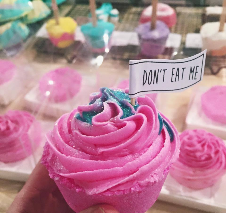 veganmakeup:  Please check out my favourite vegan skin care brand ohdeersugar they