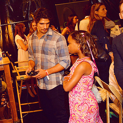 ceedawkes:  the only photoset that matters anymore: tyler posey and quvenzhane wallis at variety’s power of youth event, 7/27/13 