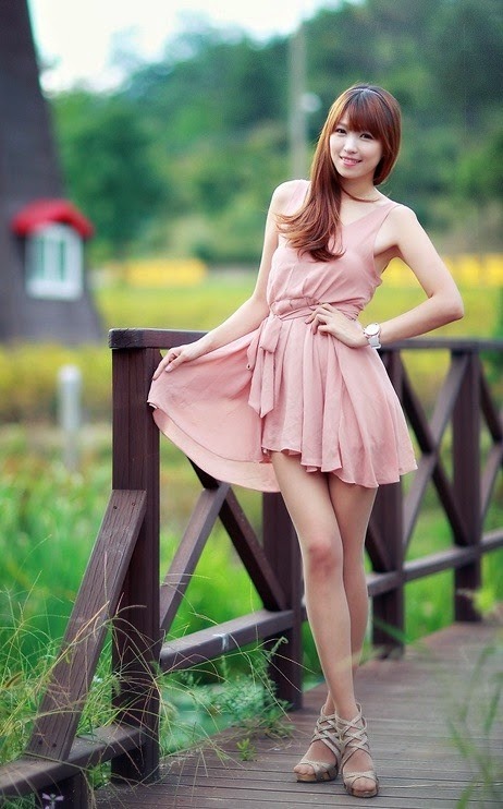 asiancutefashion: (via Asian Girl cute dress,cute girl,dresses,asian fashion,style)