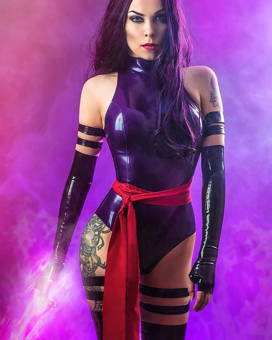 kinkygoethe:  Annet Morningstar as Psylocke!