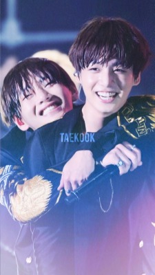 bangtansonyoongix:  Taekook lockscreens!