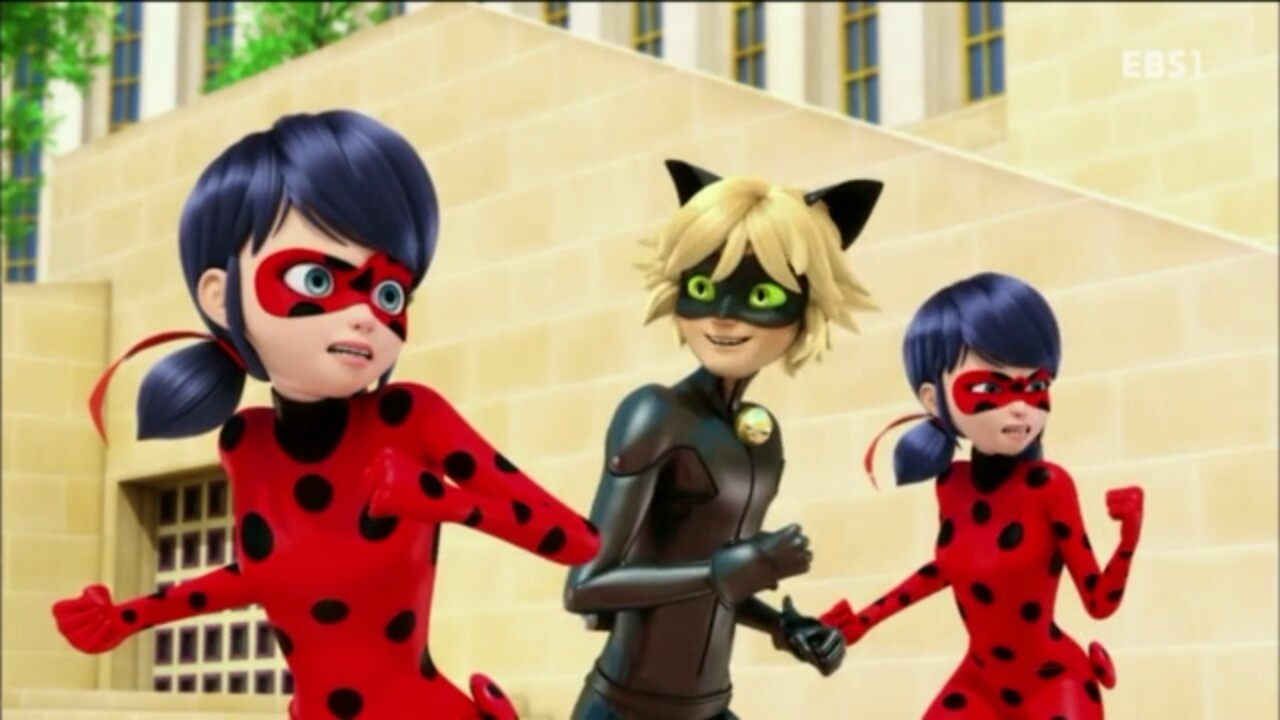 chat-noiir:Look how happy he is! I’m dying!