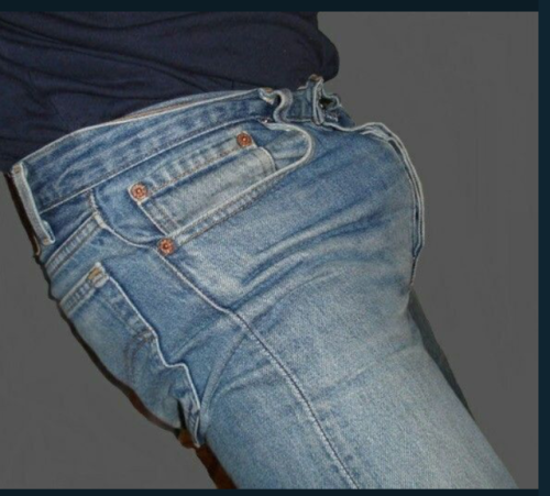 manpacking:  sexualplayer:  superleecooper:  gettin aroused in Levi jeans!  http://sexualplayer.tumblr.com  I’d say