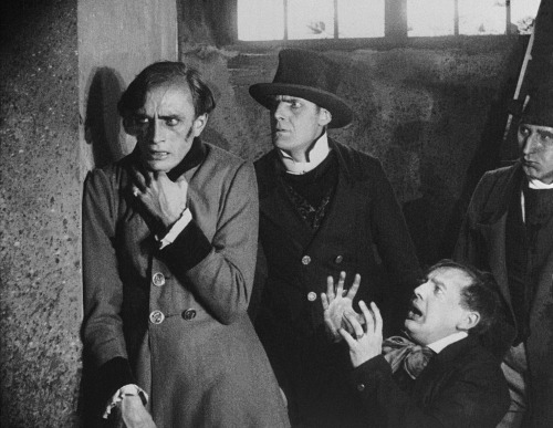 mortisia:Eerie Tales — Unheimliche Geschichten (1919)There is a silent horror film directed and prod