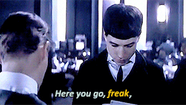 hardyness: Harry Potter | Credence Barebone “Freak!” 