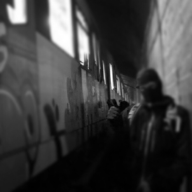 ∆