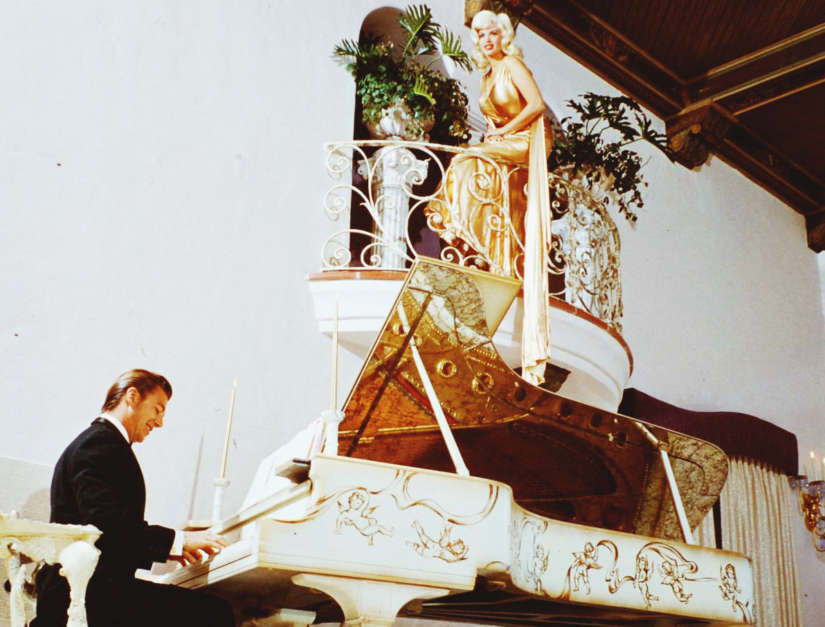 hollywoodlady:    Jayne Mansfield’s Pink Palace   In November 1957, shortly before