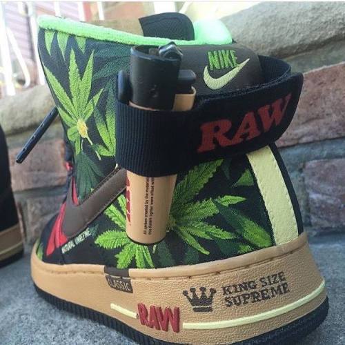 legalizeact: I would wear these fr lol