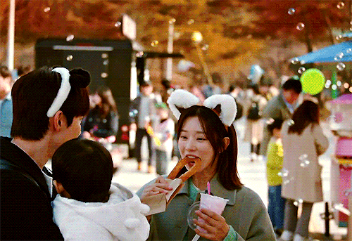 "There's An Amusement Park Nearby. Should We Go There Tomorrow? I'm Down. I'll Make Gimbap. Geon U We're