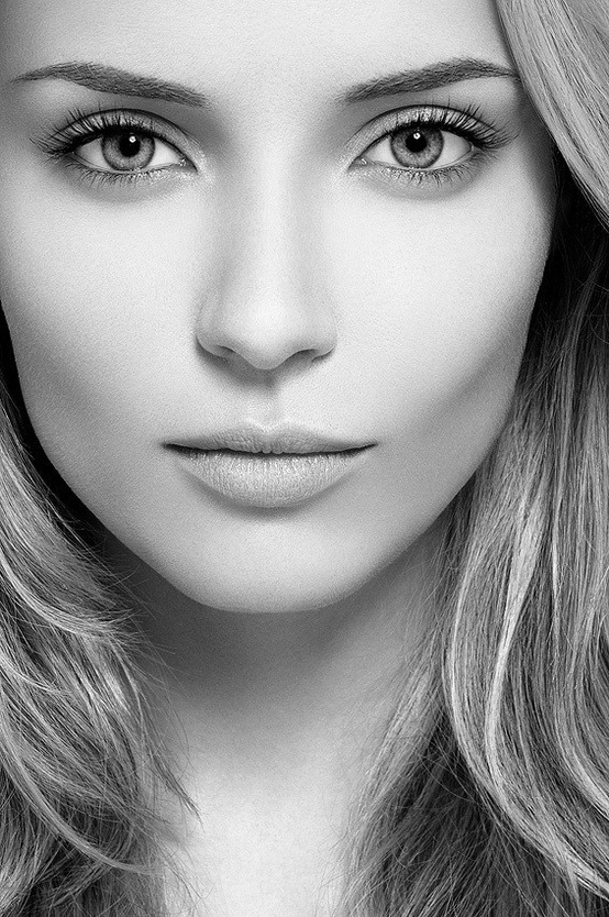 beautyeternal:  Added to Beauty Eternal - A collection of the most beautiful women.