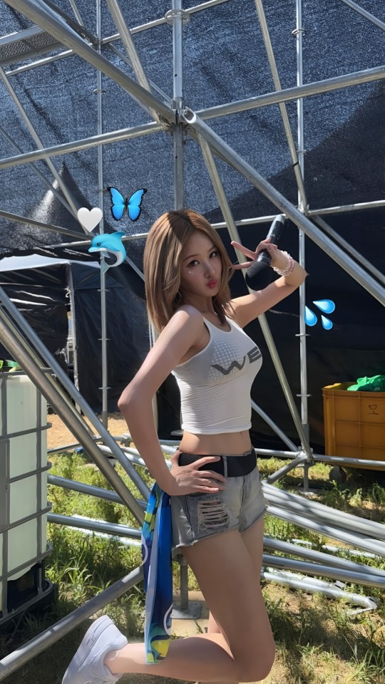 Haneul And Belle ( Kiss Of Life)