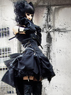 victorian-goth:Victorian goth http://victorian-goth.tumblr.com/