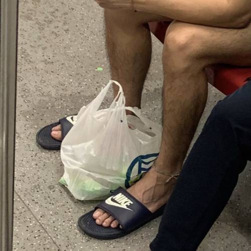 #malenike #malefeet #malefeetfetish  www.instagram.com/p/CRtiVB1HuR7/?utm_medium=tumblr