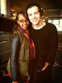 direct-news:  Harry with a fan at Heathrow