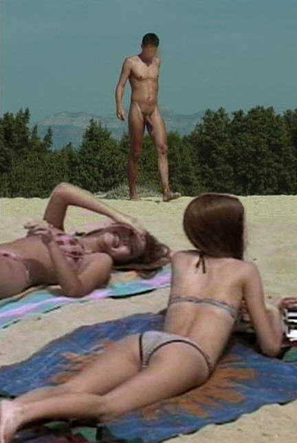 new-nudist:Nothing to be ashamed of 😜