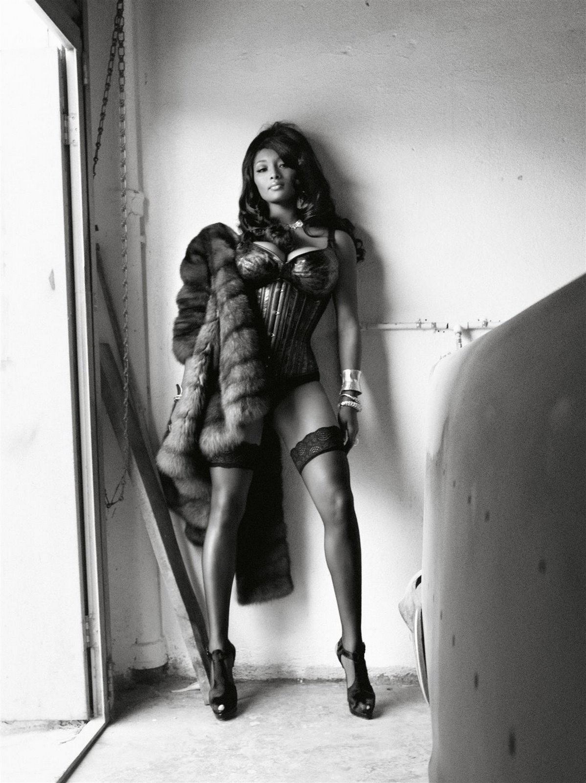 lelaid: Toccara Jones in Champagne Furs for Vogue Italia, July 2008 Shot by Steven