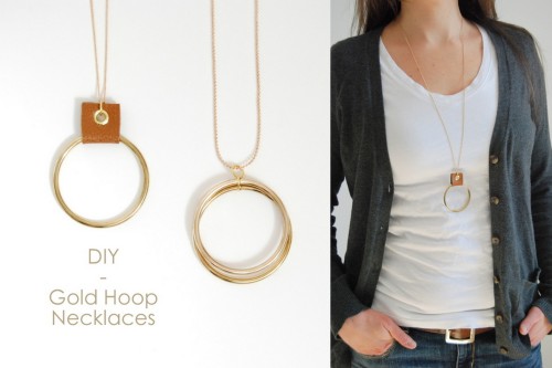 DIY Circle Necklaces 2 Ways from North Story.These classic circle necklaces are so cheap and quick t